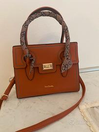 Borsa Arancione a mano o tracolla arancione