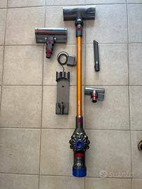 Aspirapolvere Dyson V8 absolute