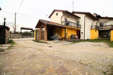 CASA SEMINDIPENDENTE A CIVIDALE DEL FRIULI