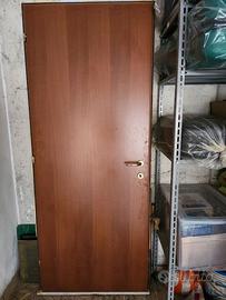 Porta interna in legno