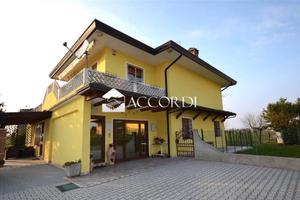 RIFERIMENTO GI26 - GRANDISSIMA ABITAZIONE CON IMP