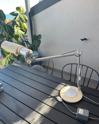 Lampada da tavolo