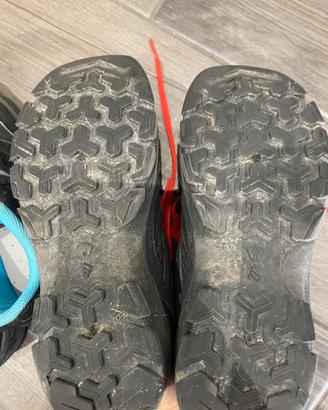 Scarpe da trekking taglia 37