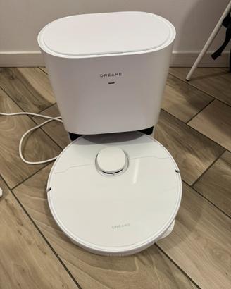 Dreame D10 Plus aspira e lava pavimenti.