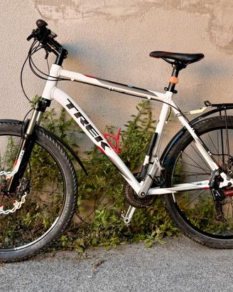 Mtb mountain bike front suspended Trek 3700 Disc