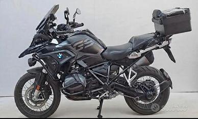 BMW R1250 GS TRIPLE BLACK 
