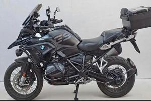 BMW R1250 GS TRIPLE BLACK 