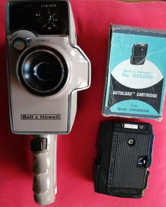 Cinepresa Bell & Howell 8mm.