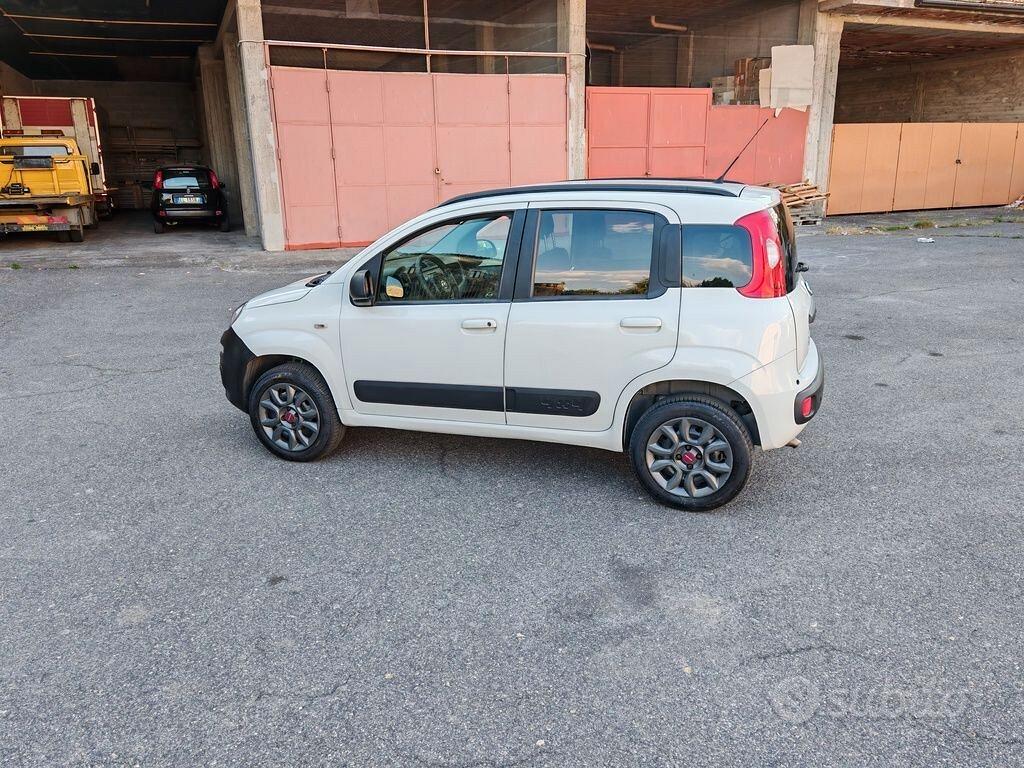 Fiat Panda Cross 2014 photo 2