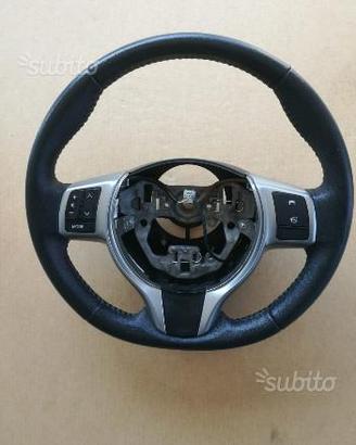 Volante Toyota yaris
