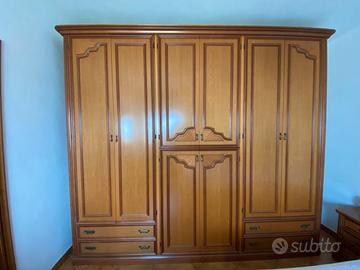 Armandio in legno 3 ante