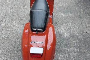 Vespa 50 special