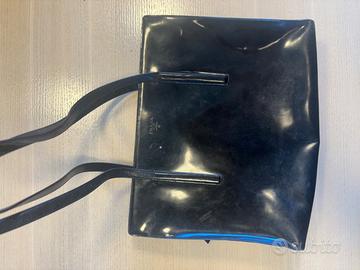 Prada borsa tote vintage in pelle spazzolata nera