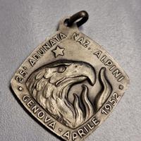 Medaglia adunata Alpini Genova 1952 con portachiav