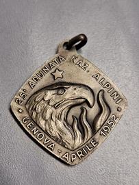Medaglia adunata Alpini Genova 1952 con portachiav