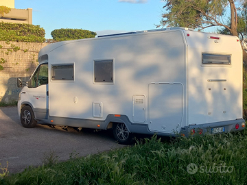 Camper semintegrale Roller team