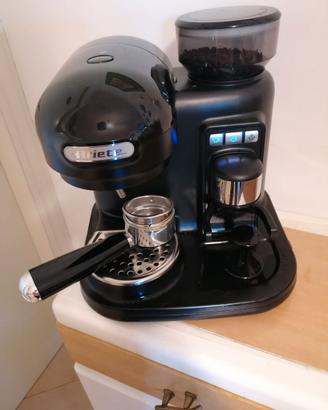 Macchina da caffe Ariete con  macinacaffe'