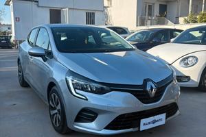 RENAULT CLIO HYBRID E-TECH 140