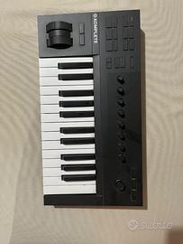 Native Instruments Komplete A25