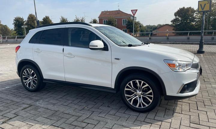 Mitsubishi ASX 2.2 DI-D 150 CV aut. 4WD Intense