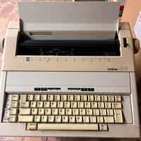 Macchina da scrivere