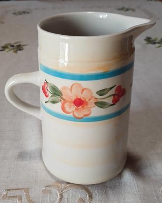 Caraffa in ceramica dipinta a mano 