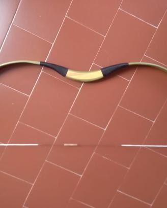 Arco storico in stile magiaro con accessori