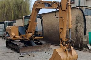 Escavatore usato CATERPILLAR 307