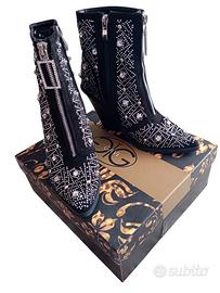 Stivali neri con strass