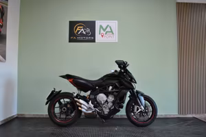 MV AGUSTA Rivale 800 (2013) - Soli 15.100 km - Ele