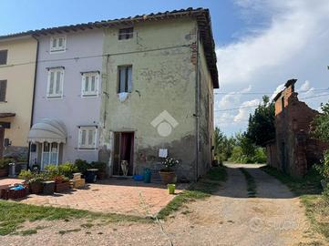 CASA DI CORTE A PONTE BUGGIANESE