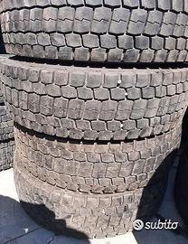 4 gomme usate 245 70 19.5 brigestone