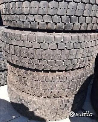4 gomme usate 245 70 19.5 brigestone