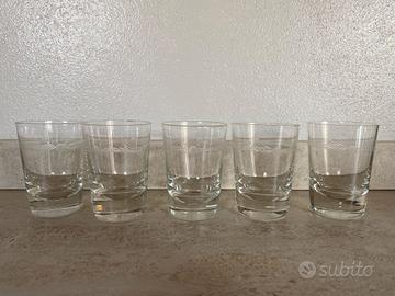 Set di 5 bicchierini vintage in vetro

anni 60