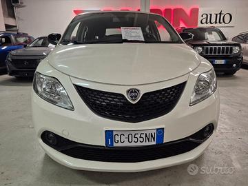 Lancia Ypsilon 1.0 FireFly 5 porte S&S Hybrid Ecoc