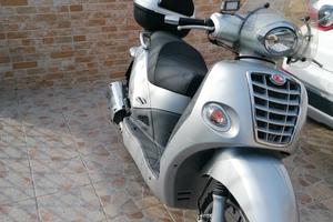 moto Kymco People 250