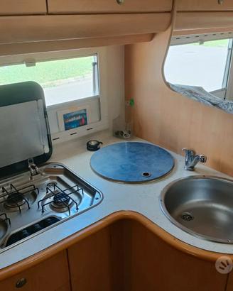 Camper Semi integrale