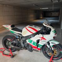 CBR 1000 RR 2009 PISTA valuto SCAMBI