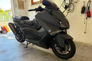 Yamaha TMAX 530
