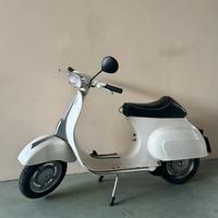 Vespa 50 Special