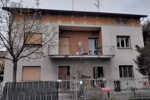 Immobile in asta di 288 m² con 4 locali e box auto
