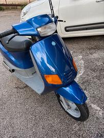 Scooter Piaggio Zip 50