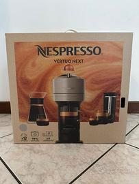 Macchinetta caffè Nespresso Vertuo Next + kit