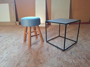 sgabello e tavolino 