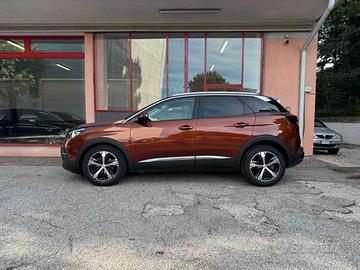 Peugeot 3008 1.2 benzina automatico