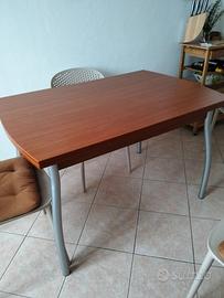 Tavolo allungabile 4/8 persone