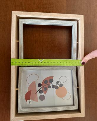 Cornice doppia in legno chiaro