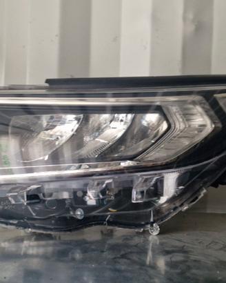 Faro lato guida Rav 4 dal 2018