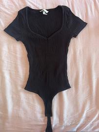 Body con con scollo a V
