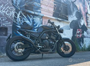 Yamaha fazer 600 fzs cafe racer